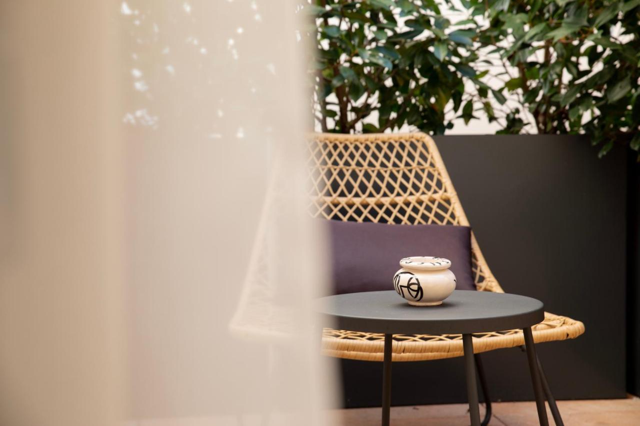 Les Cles Secretes Hotel Сет Екстериор снимка